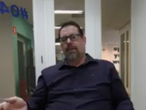 Blue Canoe user speaking positively about how the app improves English pronunciation for ESL learners.