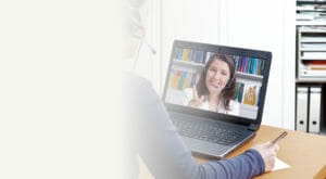 Two people have a video call. They are speaking English with proper pronunciation and perfect rhythm.